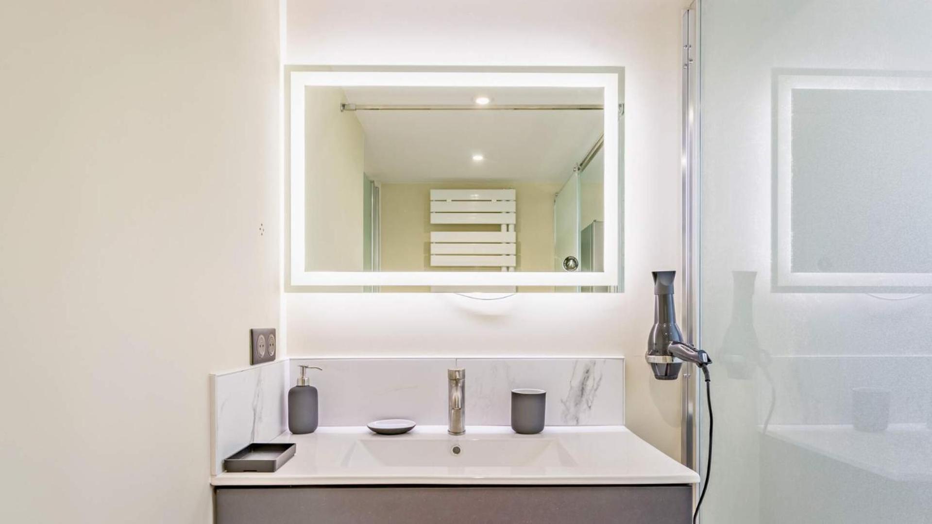 Le Saphir - Confort - Proche Mag Outlet Troyes - Parking Gratuit Пон-Сент-Мари Экстерьер фото